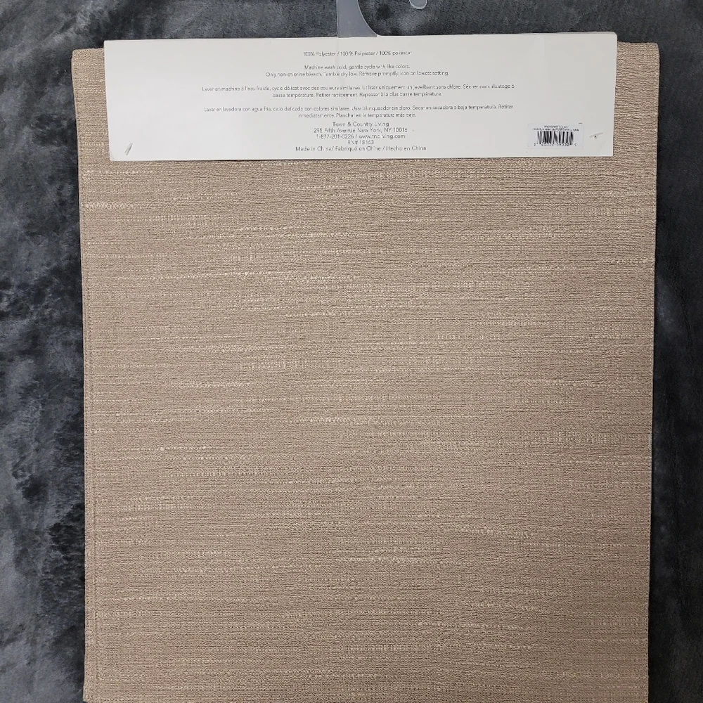 Town & Country Living table runner NWT
